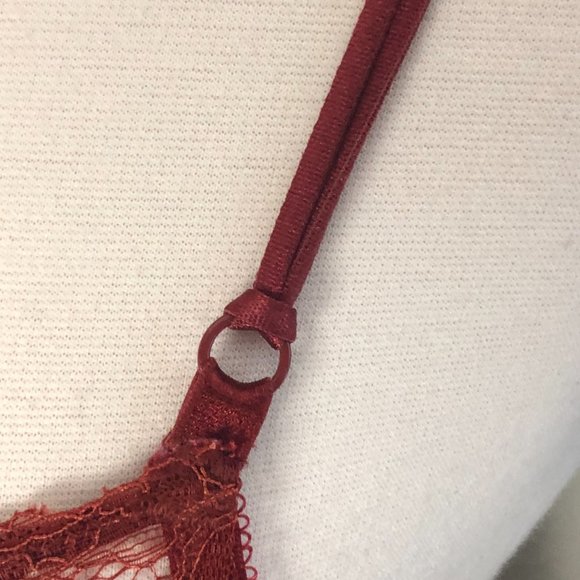 GAP Body Bralette Red Lace size XS - Picture 4 of 7